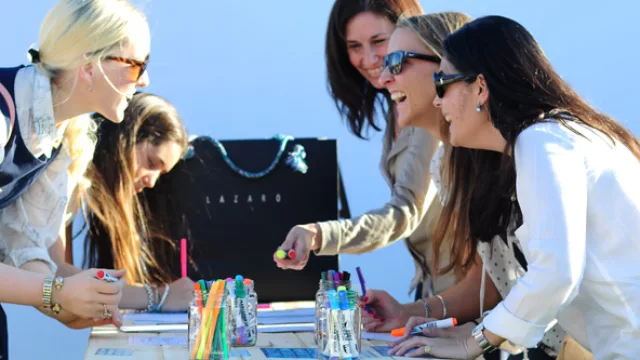 Sol, terraza y Lázaro