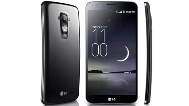 La curvatura del LG G Flex resulta llamativa, según dicen, suma comodidad