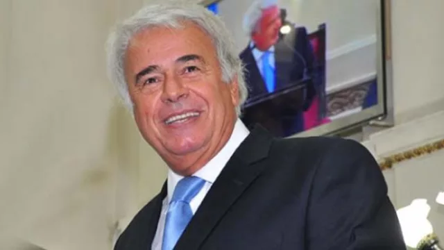 De la Sota mueve sus alfiles