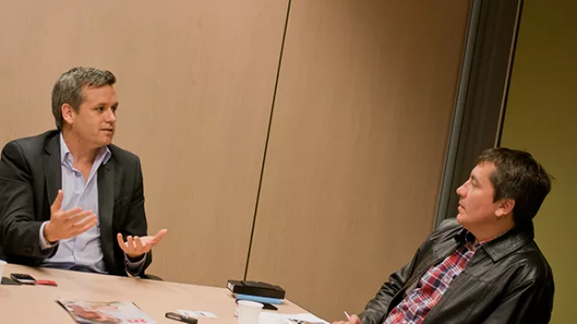 Brindamos soluciones de WiFi como servicio: pongo los access point que hagan falta en el edificio para que tengas cobertura a full.