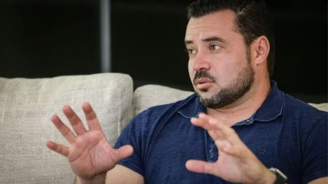 “En nuestro pico máximo tuvimos 330, 340 vehículos por mes”.