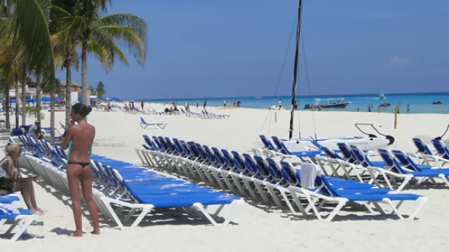 No más al “argentino-Messi”, ahora “argentino-Cepo” (muchos compatriotas en la Riviera Maya)