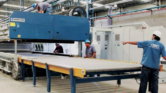 VidPia quiere pegar primero y apura inversiones para vidrios “ecológicos”