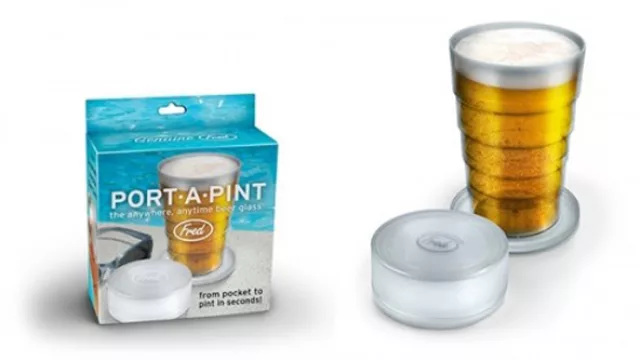 Siempre listo para la cerveza con este original vaso (como los que usábamos de chicos para el jugo). (De FRED disponible online)