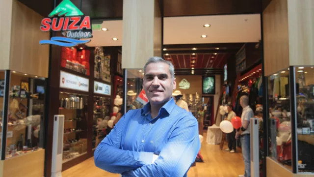 La tradicional armería Suiza llegó a Nuevocentro (Suiza Outdoor presenta propuesta integral)