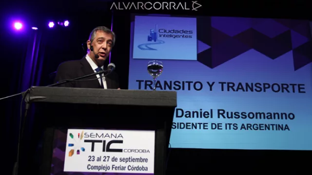 Daniel Russomanno dio su visión sobre dos temáticas cruciales en las Ciudades Inteligentes.