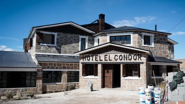 La Provincia pone en valor el histórico Hotel El Cóndor (Pampa de Achala) para fortalecer el Camino de Brochero