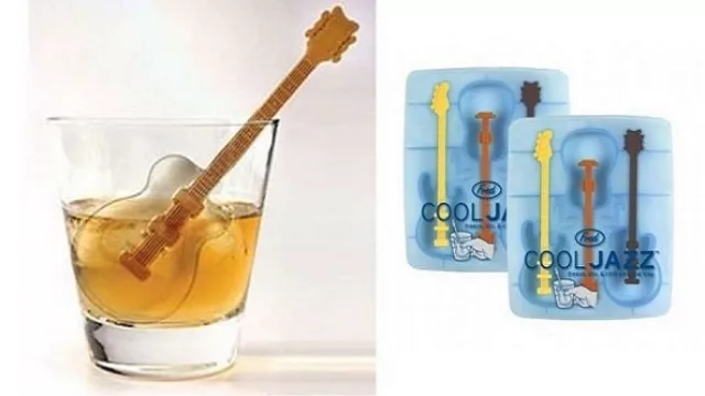 Sentite un rockstar y batí tu trago con esta guitarra.