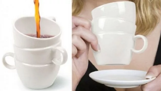 Jugando con la imagen de tres tazas apiladas, una sola. (Disponible en Zak)