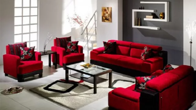  El living: el rojo aporta vitalidad y energía a un ambiente de alto tránsito y actividad.