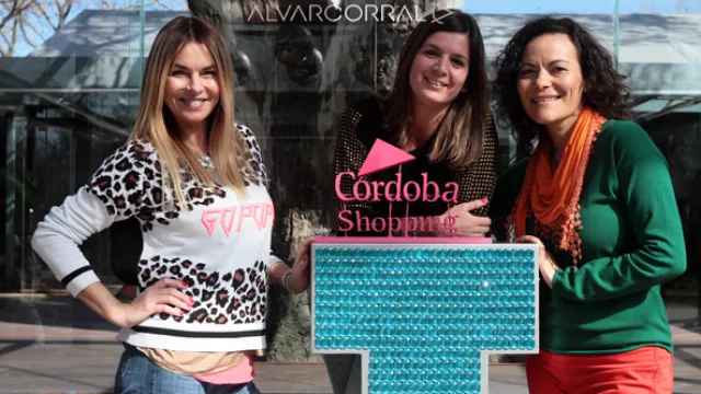 Fabiana Massena, Cecilia Bertarelli (Córdoba Shopping) y Vivi Foglino (Córdoba Shopping).