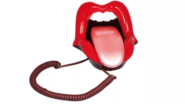 Los Rolling Stones inspiraron este teléfono, ¿te suena?