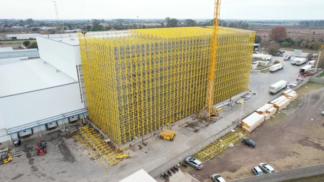 Congelados Centro y Granja SRL levantan el almacén de frío automatizado más grande de Córdoba (inversión US$ 6 millones y obra de Crosetto)