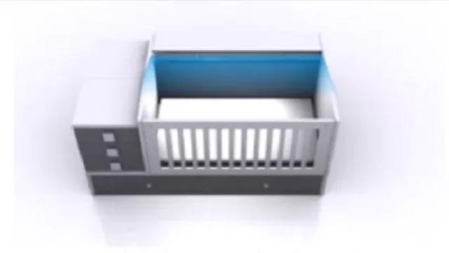 Detecta la presencia de otras personas y prende la luz.