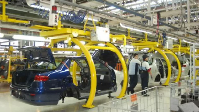 Exportaciones traccionan industria automotriz: +17% en 7 meses (advierten por freno de Brasil)