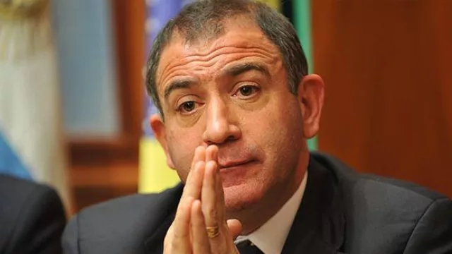 La clave es votar al mal menor, dice