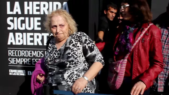 Ogilvy & Mather -  “19 años. La herida sigue abierta”