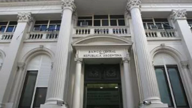 El déficit fiscal casi se duplicó en el primer semestre