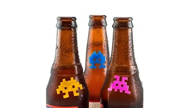 Space Invaders para asignar las botellas y compartir entre amigos. (Disponible en Regatron)