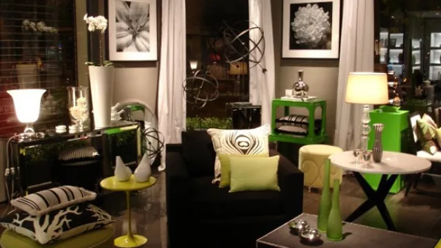 Vistas de distintos rincones de la tienda George Home Couture