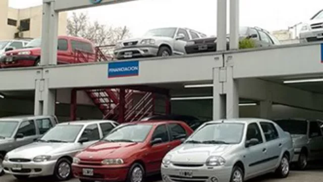 Pese a la baja de junio, la venta de usados subió casi 4% en el semestre en Córdoba