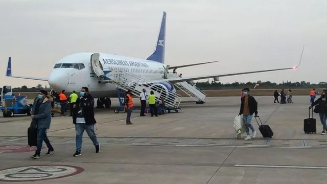 Se habilitarán dos frecuencias semanales entre Tucumán y Córdoba con Aerolíneas 
