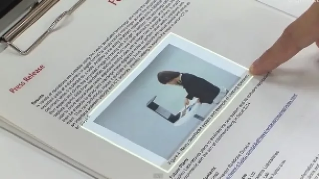 En acción el dispositivo que otorga interactividad al papel