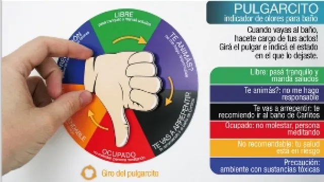 Como el Twister pero para la puerta del baño. (By Omnipresentes)