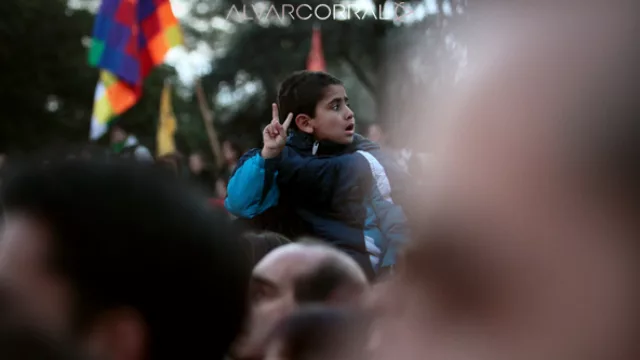 "Perón, Perón...".