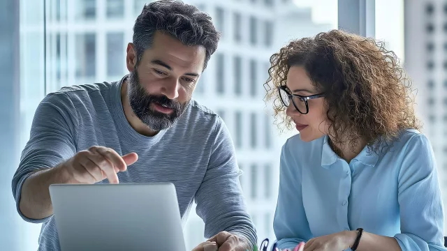 ¿Por qué es importante liderar equipos, gestionar recursos, impulsar la innovación y desarrollar estrategias de crecimiento empresarial?