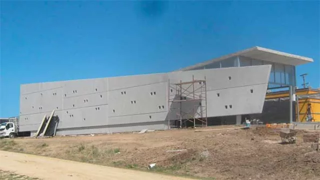 Flasur Astori ejecuta obras por 43 mil m2 y le “tiene ganas” al Antel Arena