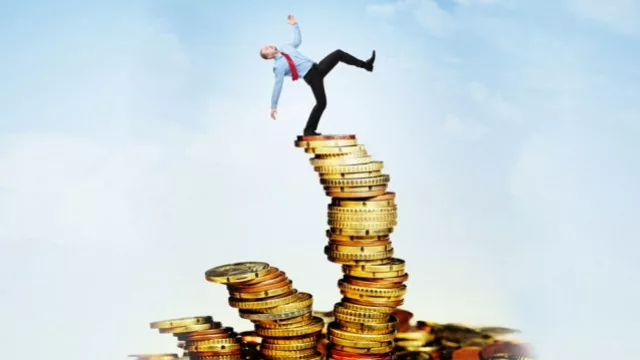 Alerta Dólares: estiman balanza comercial en US$ 8.000 (-30%)