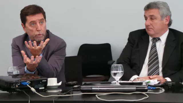 Elettore no ve en Córdoba un escenario como el de 2002 (la Provincia con margen financiero)