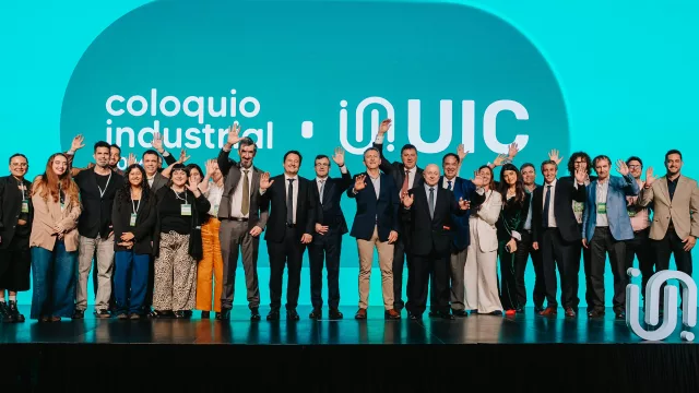 Los industriales en su laberinto: 51% está peor que hace un año y sólo 6% cree que su sector es competitivo