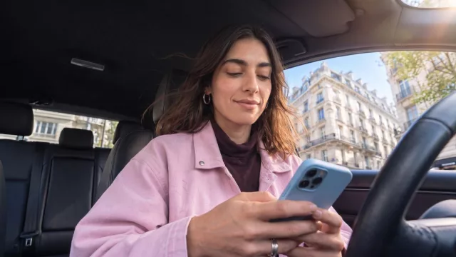 Uala y Allianz eliminan la fricción a la hora de cotizar seguros (pones la patente y ya tenes todo)