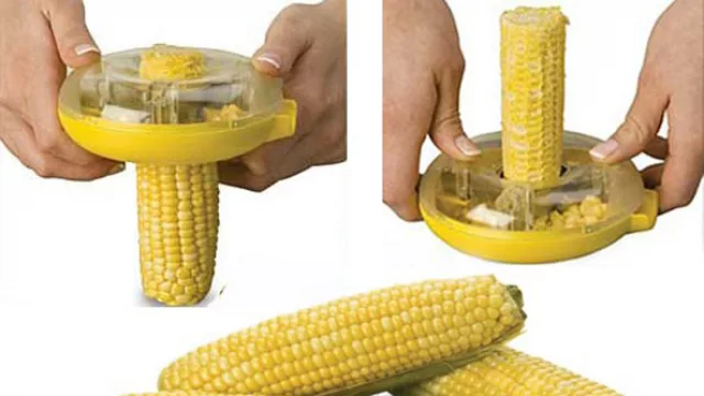 Inventaron una simple forma para sacar los granos de choclo. (Disponible en DX)