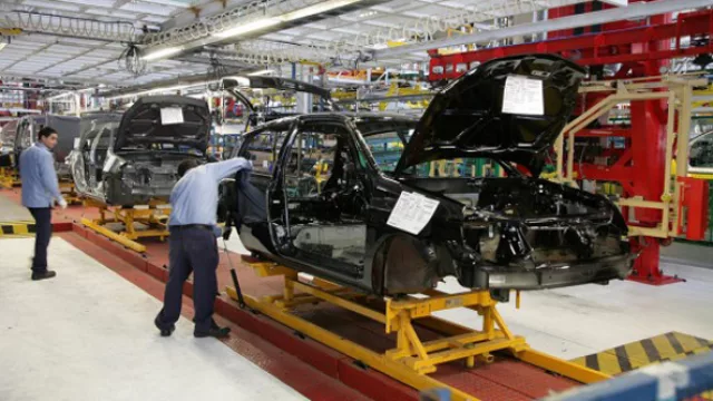 Desmienten que los despidos en Renault sean masivos (ajustes de personal son “normales”)