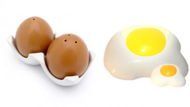 Huevos como salero y pimentero (by Gato) o huevo frito como lámpa (by Grupo en Diseño), todas las opciones.