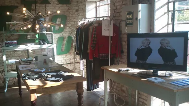 Entre cafés, cócteles y moda (los bares como las nuevas pasarelas)