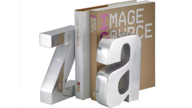 Sujetalibros para que leas todo: desde la A a la Z.