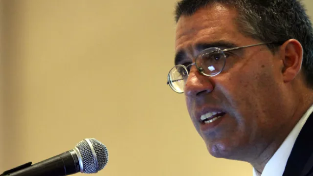 Gustavo Reyes dijo que a la economía argentina le sobran $ 12 millones y eso empuja hacia arriba a los precios.