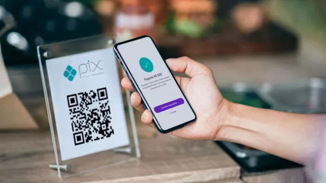 Los argentinos que viajan a Chile podrán pagar con Pix en 30.000 comercios (sin cambiar de app ni abrir cuentas en el exterior)