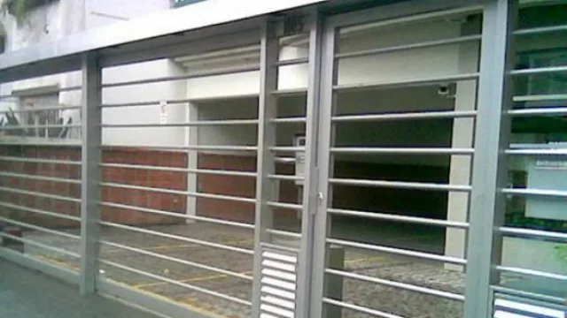 Las rejas horizontales son más comunes en las casas modernas pero no son funcionales a la hora de evaluar la seguridad.