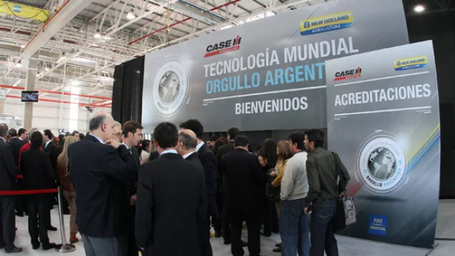 CFK: “Ésta es la planta productiva de bienes de capital más importante de Argentina” (la visita de la presidenta a Ferreyra en 10 títulos)