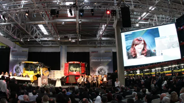 Una puesta en escena impecable, en un impresionante complejo industrial de 210.000 m2.