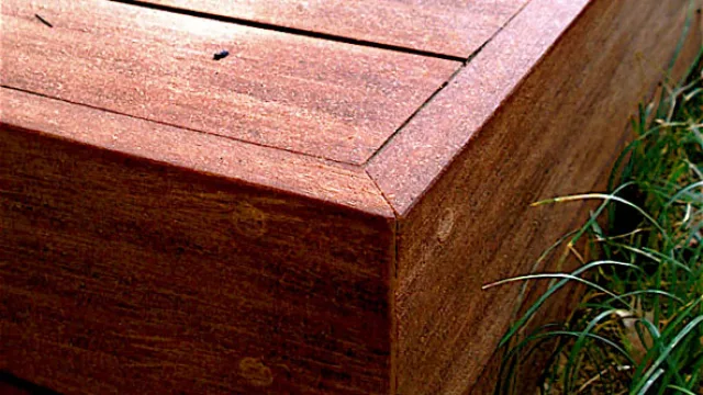 Se aplican como los decks de madera comunes y pueden ir sobre madera como metal.