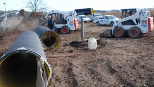 Peleada con la Nación, la obra pública en Córdoba se reduce a su mínima expresión