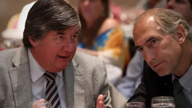 José Celani, el hombre del Banco Macro en Córdoba y Sergio Roggio, el desarrollista cordobés, compartieron la mesa principal de J.A.