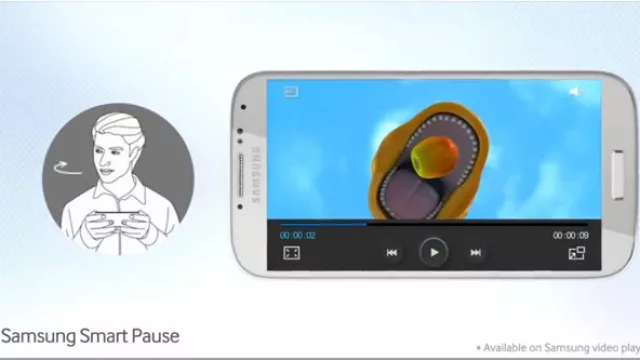 Si le quitás la vista al video, se pausa ¡wowww!