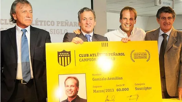 Peñarol entonado blanquea números y ofrece ser socio por 1 peso diario